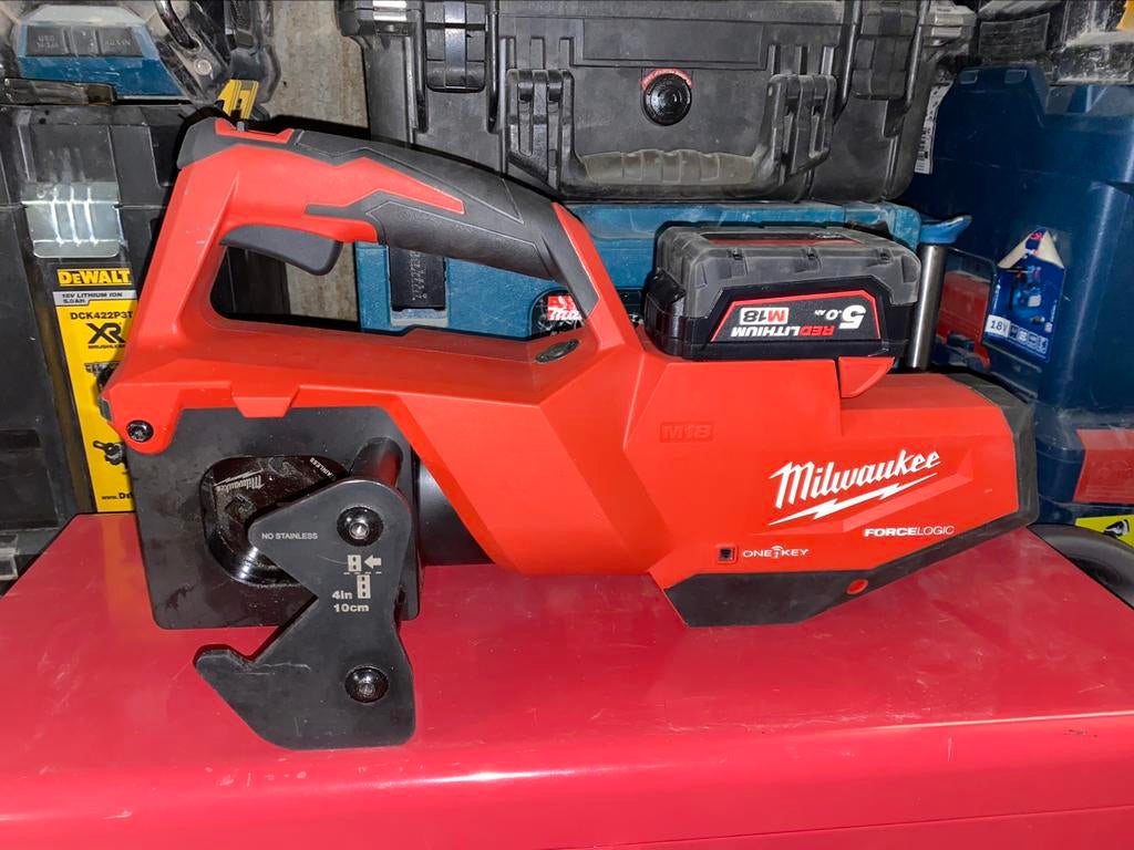 Milwaukee M18 STSO-0B FORCE LOGIC COUPE RAIL, Enlèvement