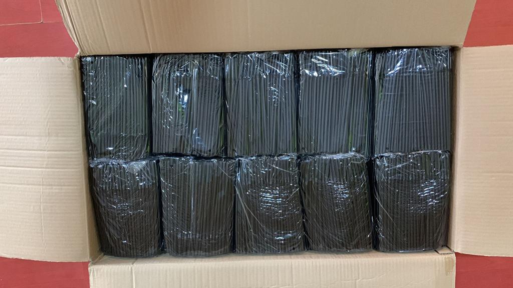 Pailles en plastique classiques pliables couleurs ou noir