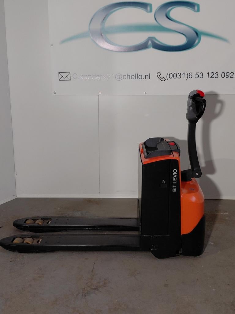 Toyota lwe 180, Doe-het-zelf en Bouw, Ophalen of Verzenden