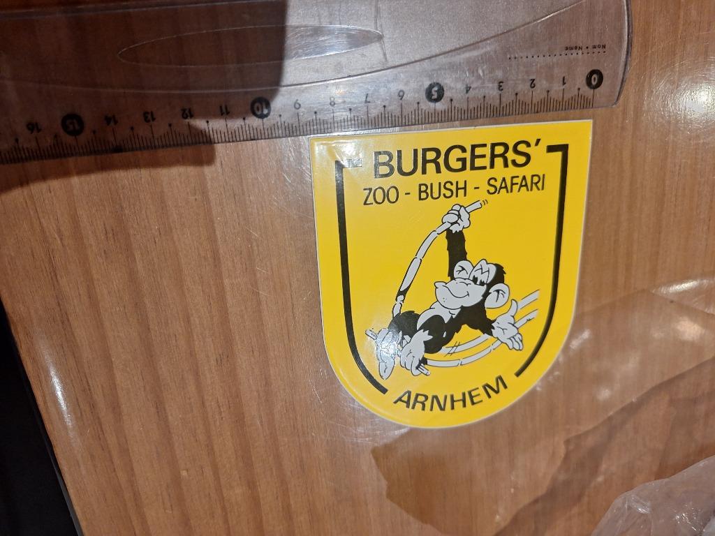 Vintage sticker cartoon Zoo Arnhem aap Burgers, Ophalen of Verzenden, Zo goed als nieuw, Overige typen