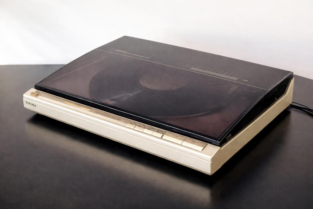 Superzeldzaam: Technics SL-L1 draaitafel met tangentiële arm, Ophalen of Verzenden, Zo goed als nieuw, Technics