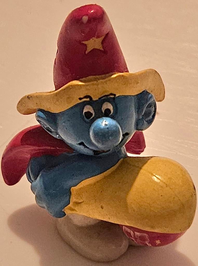 Smurf Tovenaar Schleich Grand Bazaar uit 1990
Di, Ophalen of Verzenden, Zo goed als nieuw