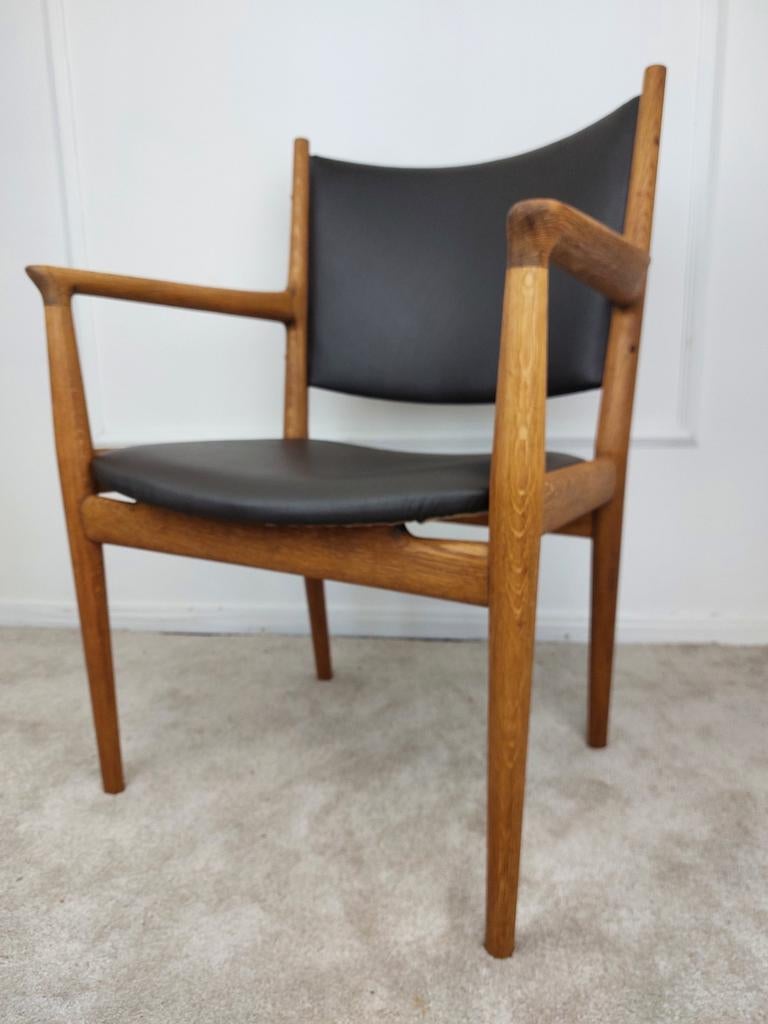 JH513 fauteuil van HJ Wegner voor Johannes Andersen, Huis en Inrichting, Stoelen, Ophalen, Zo goed als nieuw, Leer, Eén