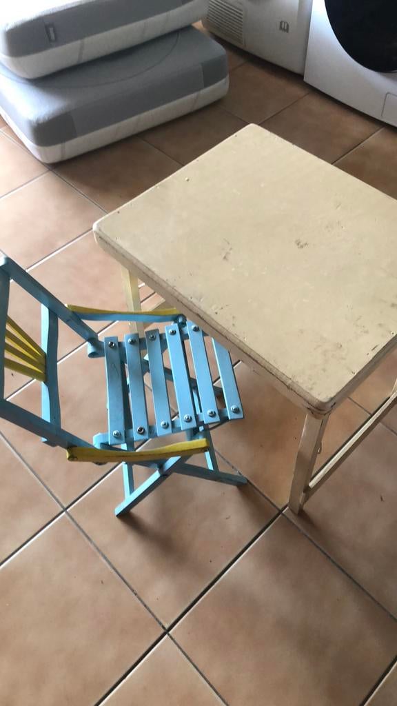 Table et chaise pliantes pour enfant, Enlèvement, Utilisé, Chaise de table
