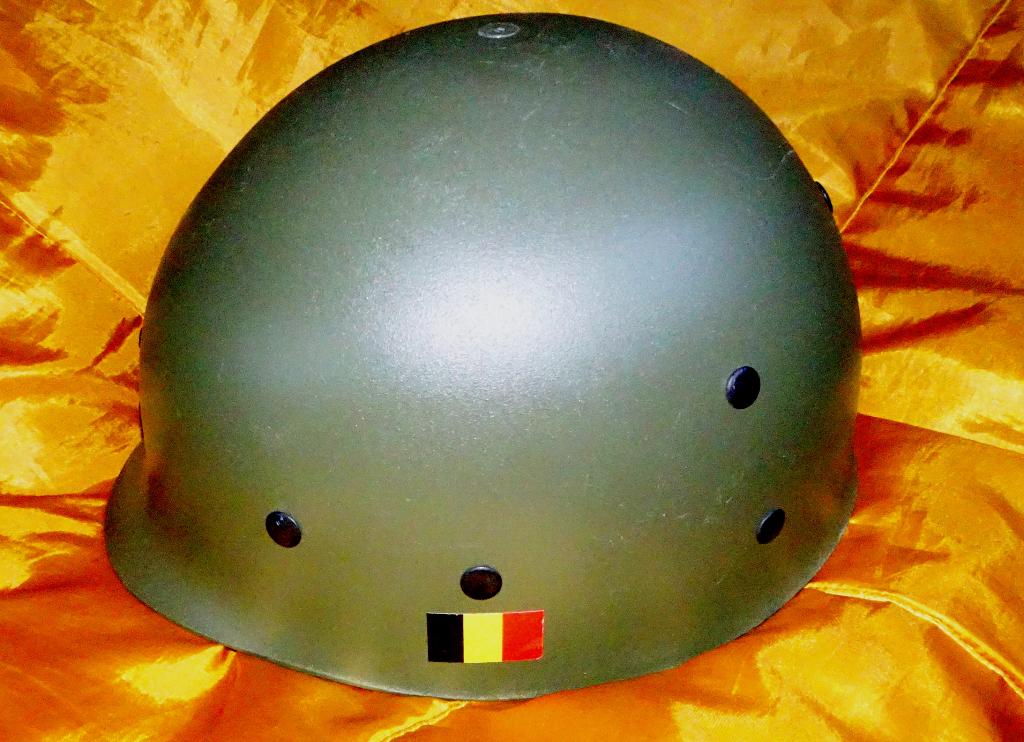 Helm ABL in ABS, Verzamelen, Verzenden, Landmacht, Helm of Baret