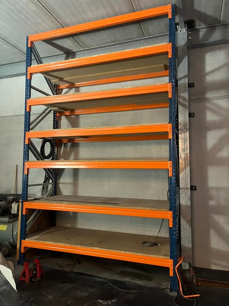 Palletrek, Zakelijke goederen, Ophalen