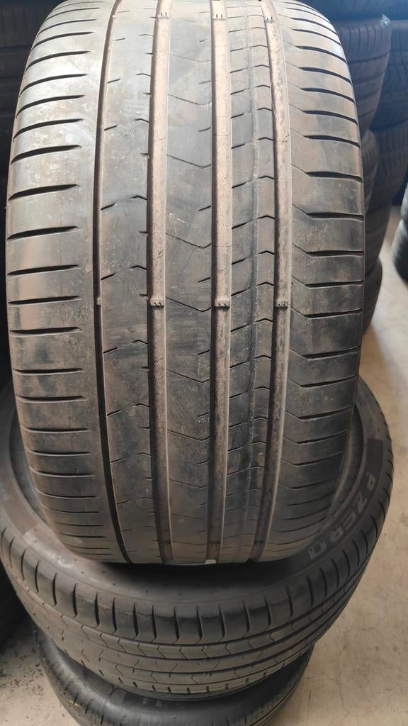 315/30r22 Pirelli 70€ per stuk met montage en balanceren, Ophalen