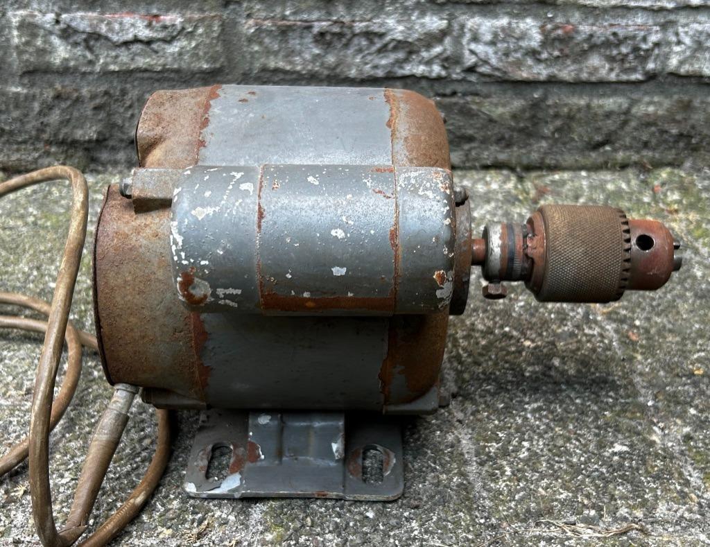 Oude elektromotor ELNOR-WESPELAAR, Ophalen of Verzenden, Gebruikt