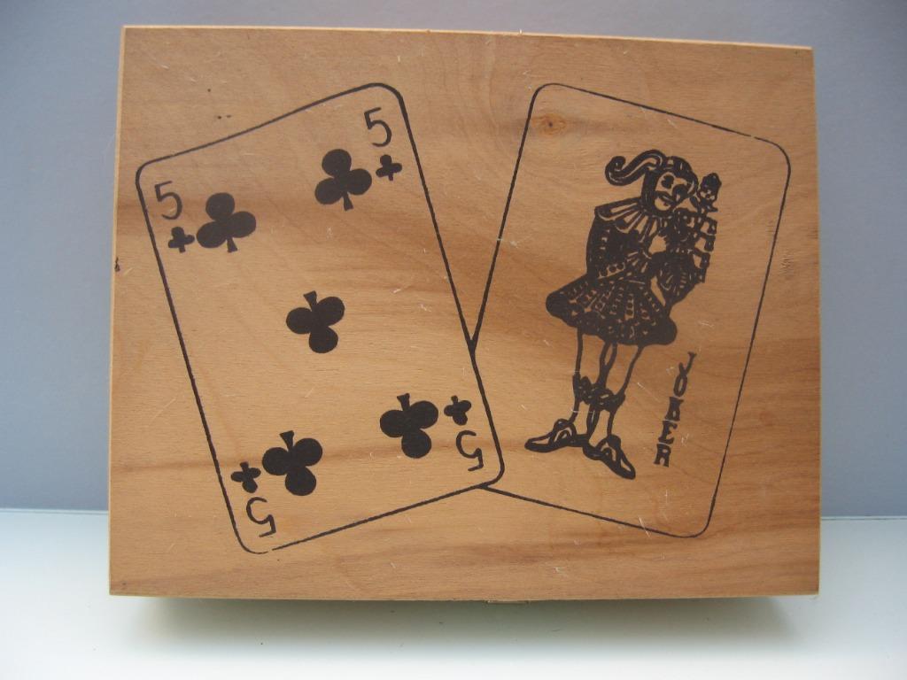 Boîte en bois brut destinée au rangement de cartes à jouer., Enlèvement ou Envoi, Neuf, Carte(s) à jouer