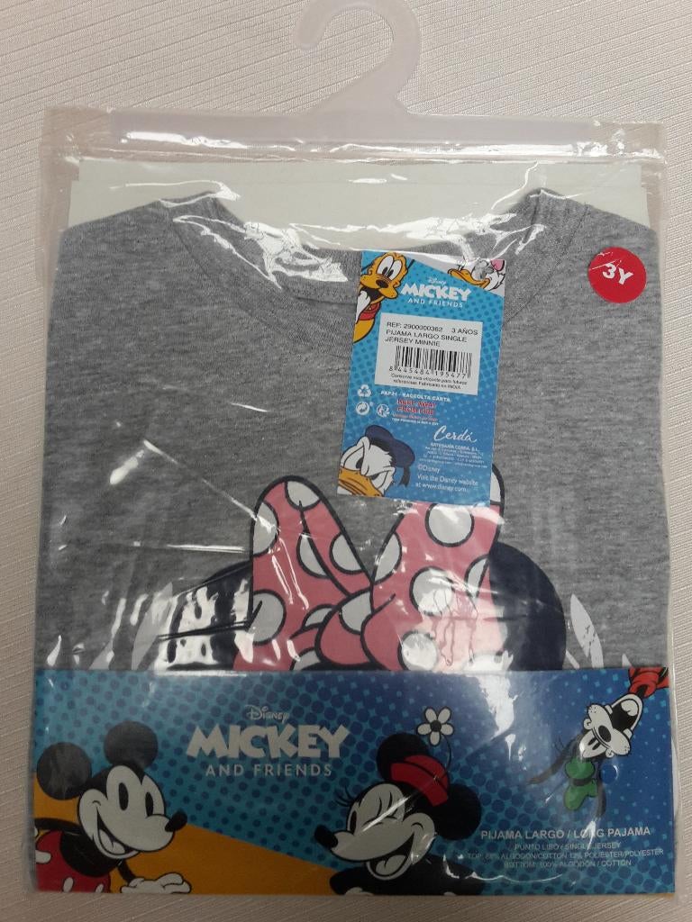 Splinternieuwe Minnie Mouse pyjama, Disney, maat 98, Enfants & Bébés, Vêtements enfant | Taille 98, Enlèvement ou Envoi, Vêtements de nuit ou Sous-vêtements