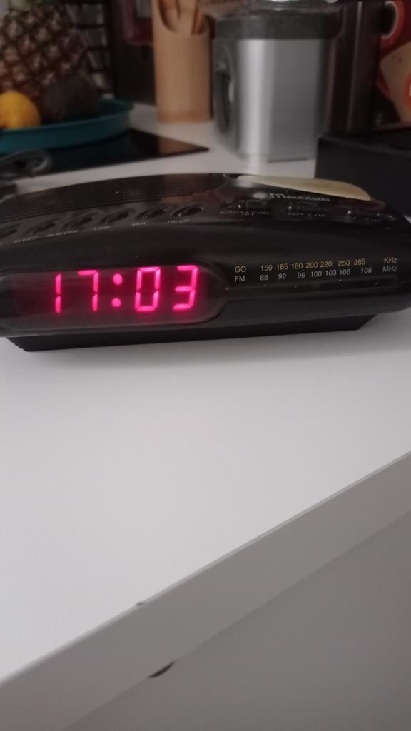 Reveil avec radio FM am et Lumière, Enlèvement