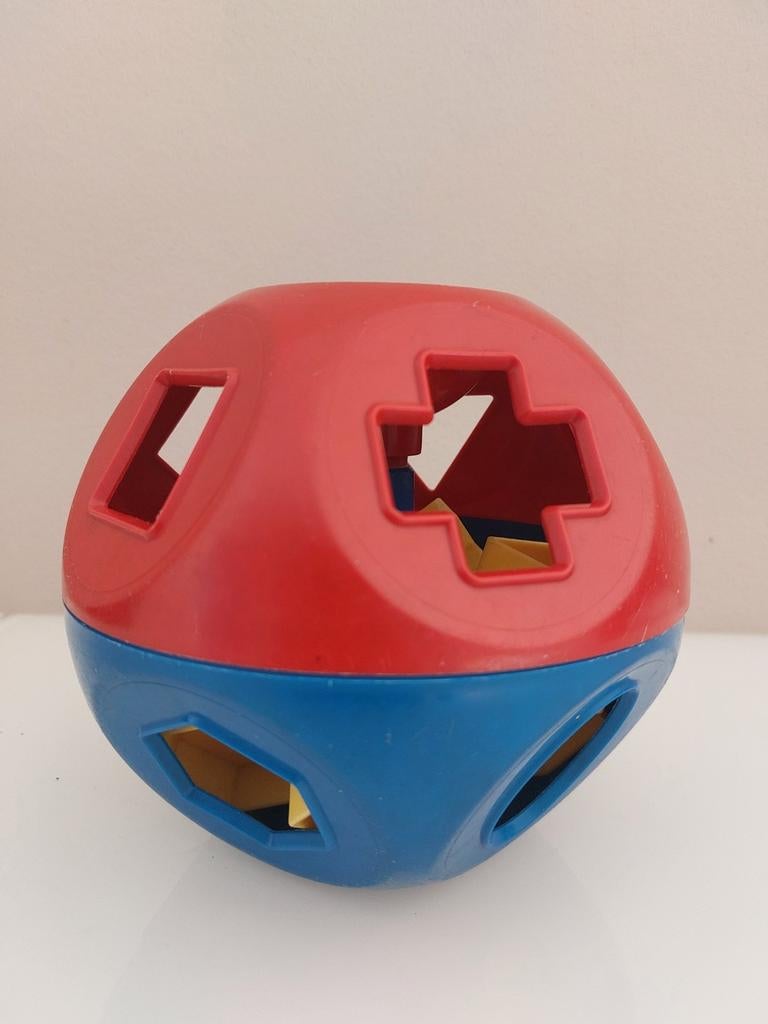 Tupperware hollebol met vormpjes, Kinderen en Baby's, Ophalen, Zo goed als nieuw