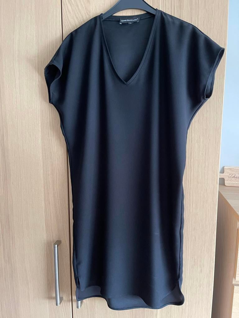 Astrid black label kleed zwart XS, Kleding | Dames, Jurken, Zwart, Ophalen of Verzenden, Zo goed als nieuw, Maat 34 (XS) of kleiner