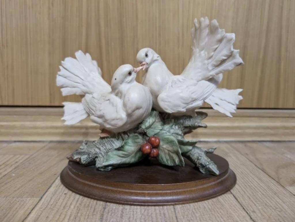 Giuseppe Armani keramische figuur voor Capodimonte, Antiek en Kunst, Antiek | Keramiek en Aardewerk, Ophalen