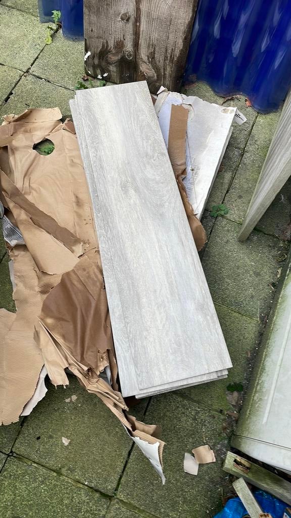 18 carrelages imitation parquet 100x25cm neuf, Ophalen, Nieuw, Minder dan 5 m², 20 tot 40 cm
