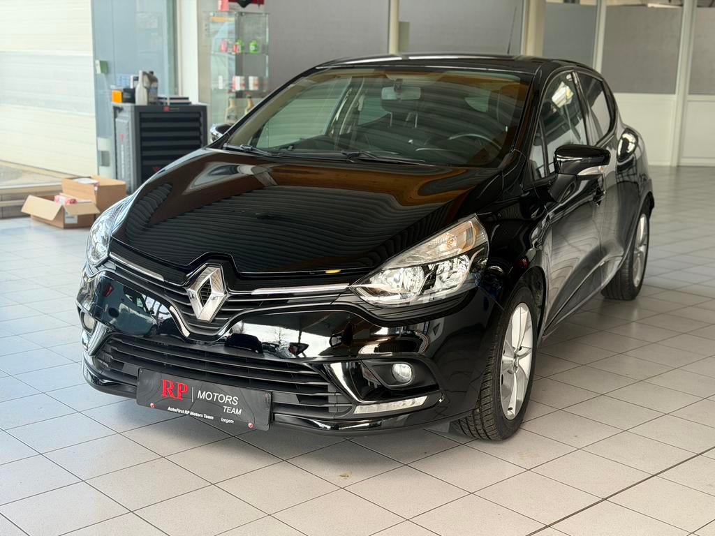 RENAULT CLIO/BENZINE/EURO6b, Voorwielaandrijving, 898 cc, Stof, Zwart