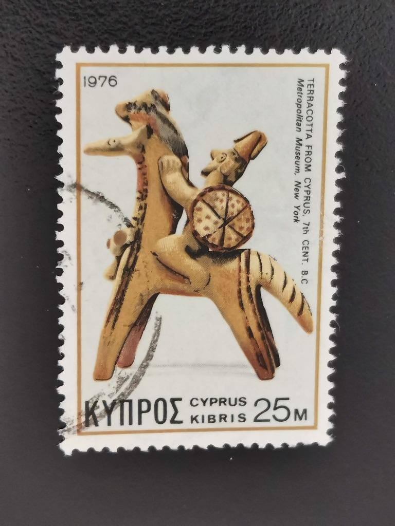 Cyprus 1976 - archeologische schatten - aardewerk, Ophalen of Verzenden, Gestempeld