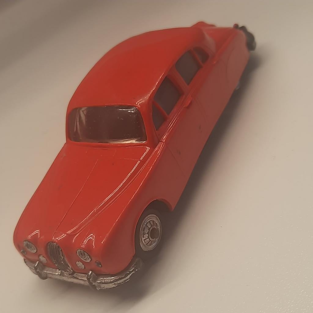NOREV FRANCE 1:43 VINTAGE nr.24 : JAGUAR 2,4 L.* PLASTIC*, Ophalen, Gebruikt, Auto, Norev