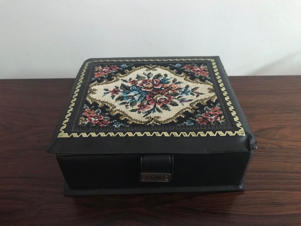 Retro juwelendoosje “ gobelin “ met spiegel, Antiek en Kunst, Curiosa en Brocante, Ophalen of Verzenden