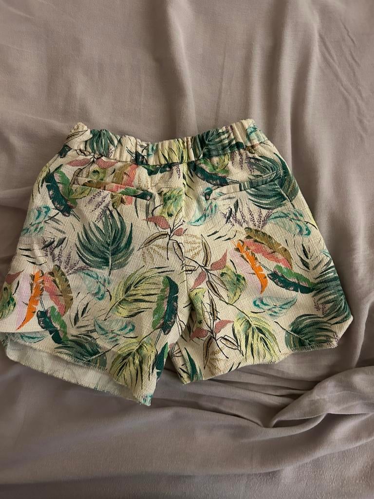 Meisjes korte broek merk zara, Meisje, Zo goed als nieuw, Zara, Ophalen