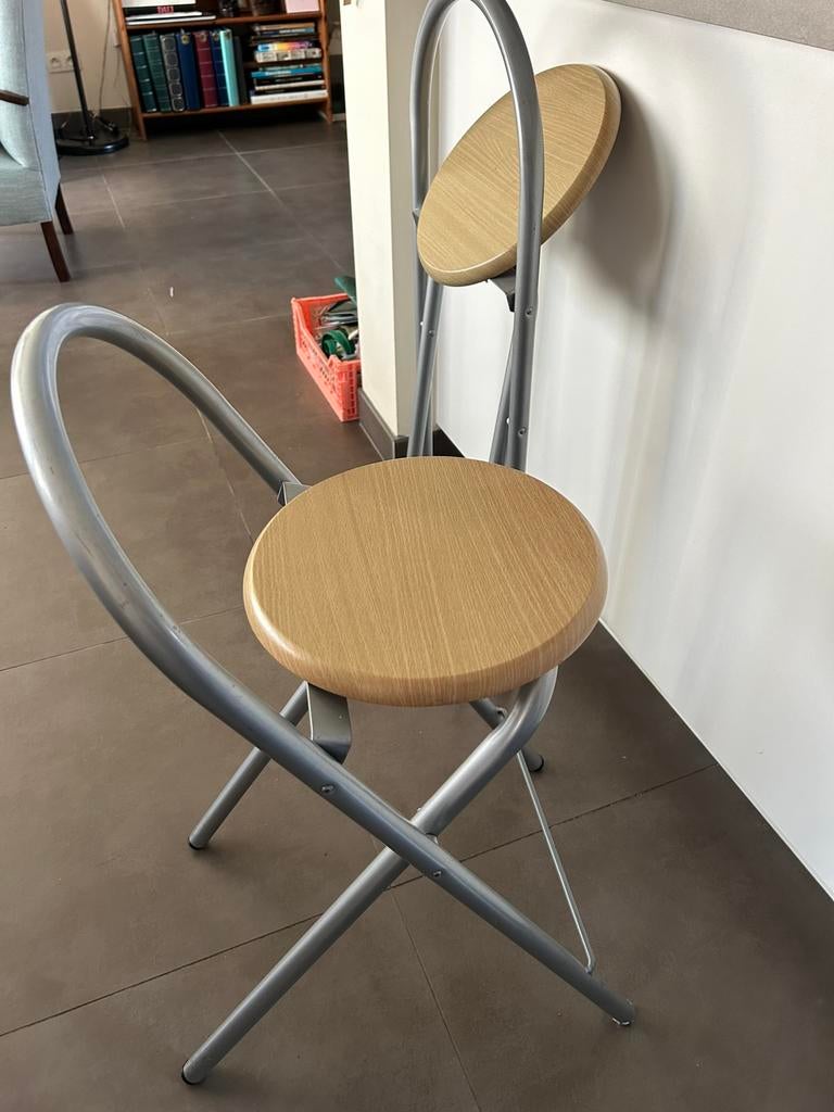 2 hoge stoelen, Huis en Inrichting, Stoelen, Ophalen, Gebruikt, Twee, Bruin