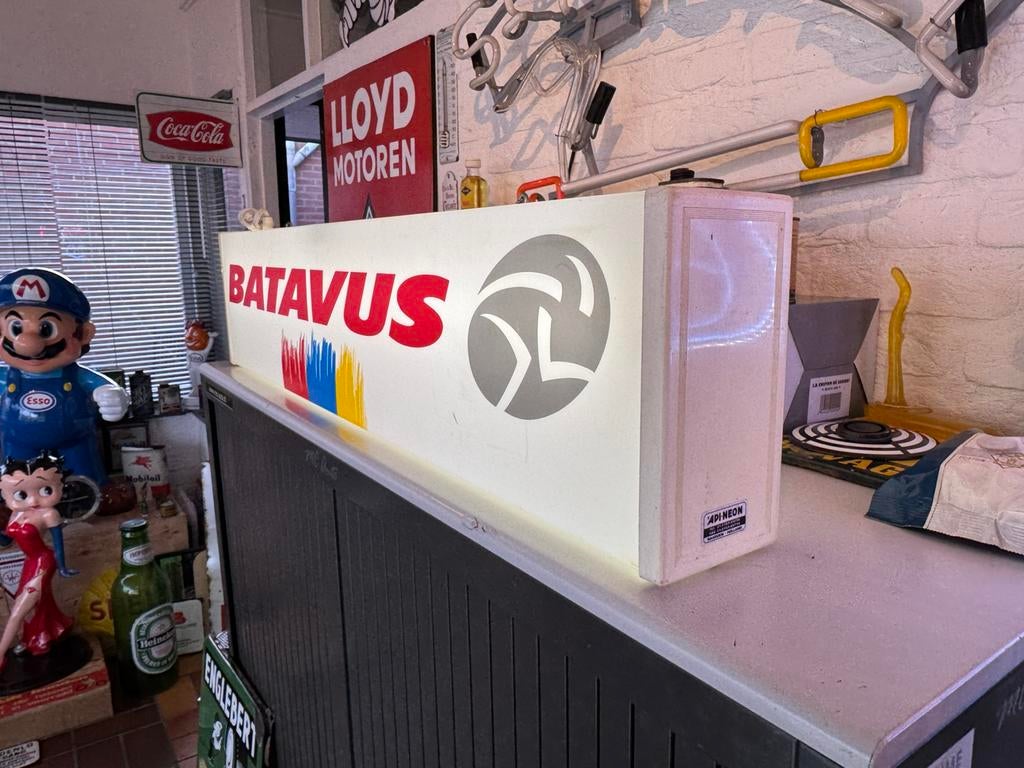BATAVUS oude reclame lichtbak, Ophalen, Gebruikt, Lichtbak of (neon) lamp