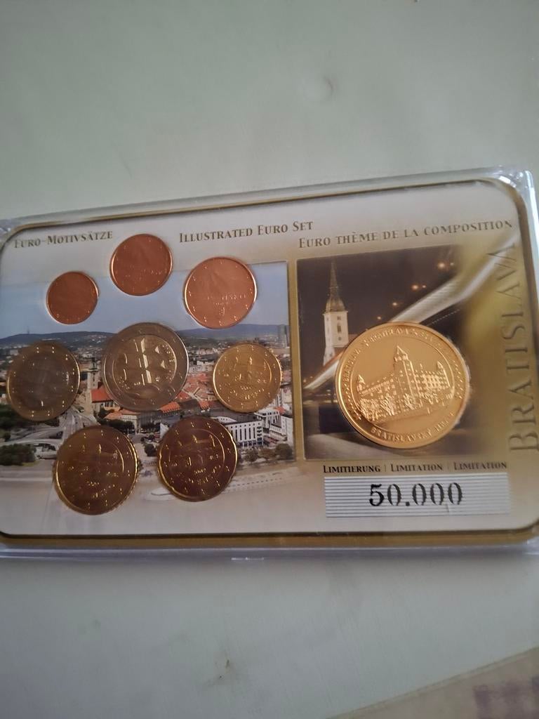 Euromunten slovensko, Postzegels en Munten, Ophalen of Verzenden