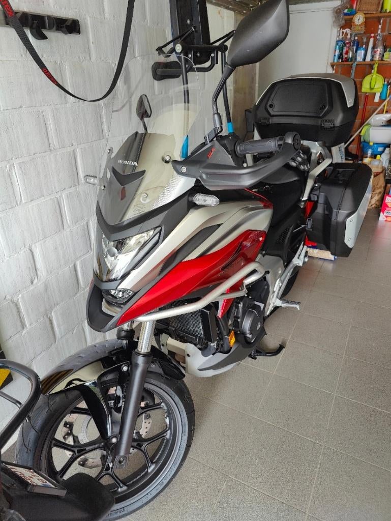 Honda NC 750 en bon état, Motos, Contrôle de traction, Particulier, 750 cm³, Tourisme
