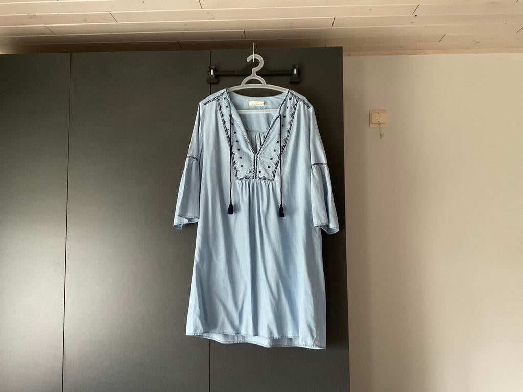7 zomerkleedjes aan 5 eu per stuk of alles voor 30 eu, Enlèvement ou Envoi, Porté, Autres couleurs