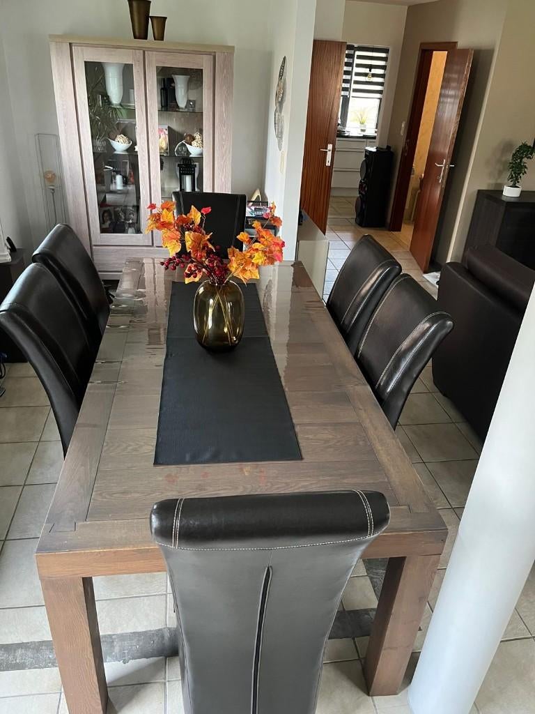 Massief houten tafel met stoelen, Huis en Inrichting, Tafels | Eettafels, Ophalen, Gebruikt, Vijf personen of meer, Eikenhout