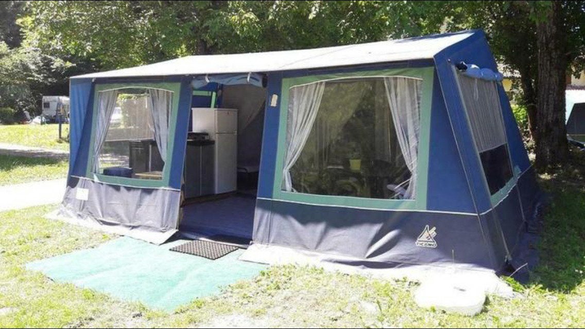 Kampingtent met volledige inrichting, Caravanes & Camping, Enlèvement ou Envoi, Neuf, Jusqu'à 6