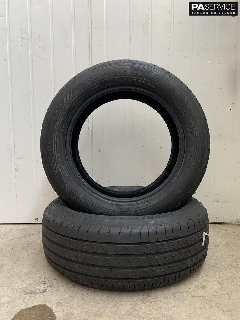 2x Goodyear 235 60 18 Zomerbanden met 7.8 mm, Auto-onderdelen, Banden en Velgen, 18 inch, Gebruikt, -, -