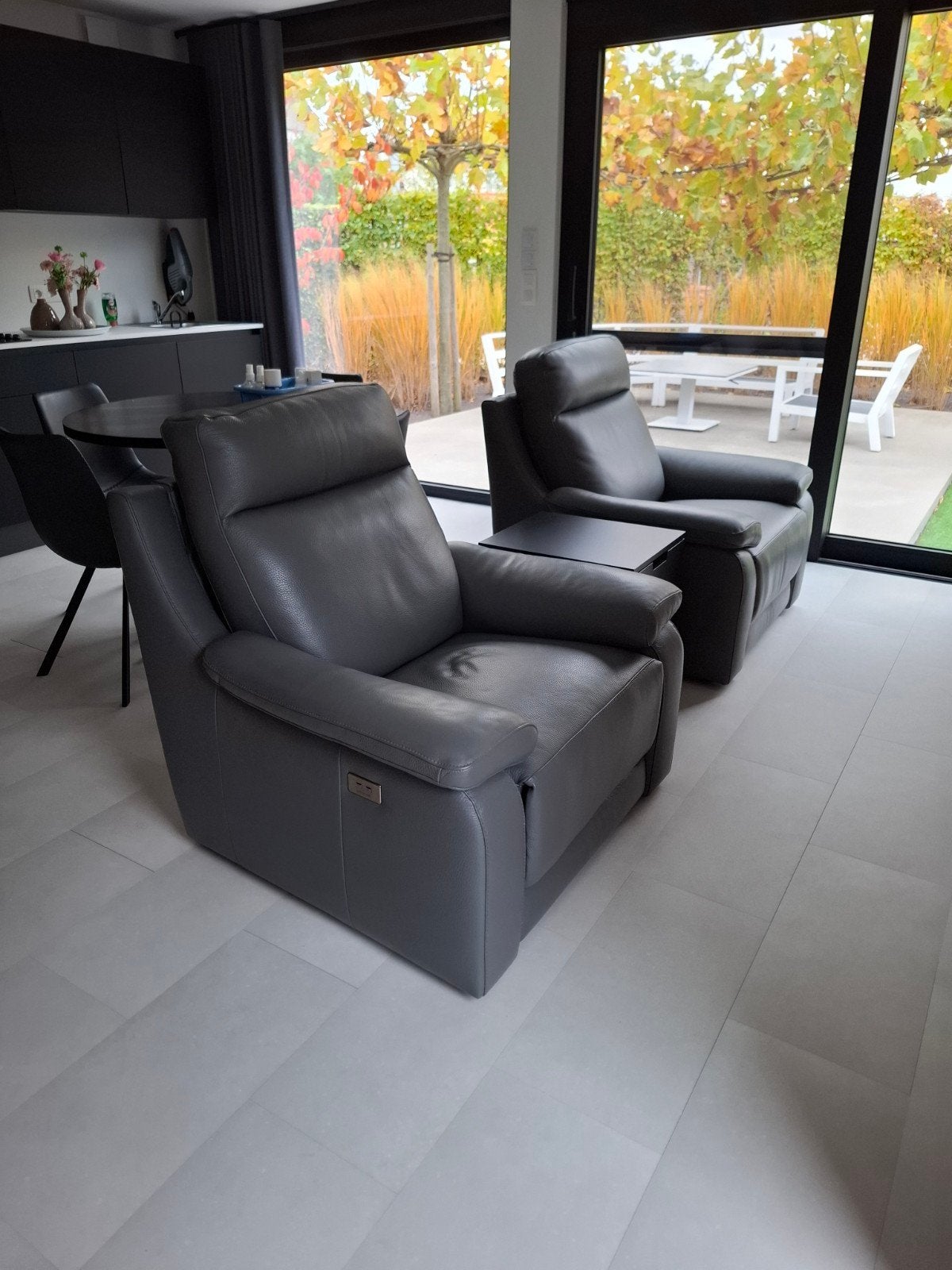Mooie elektrische relaxzetels PoltroneSofà – leder – bijna n, Ophalen, Zo goed als nieuw, Leer