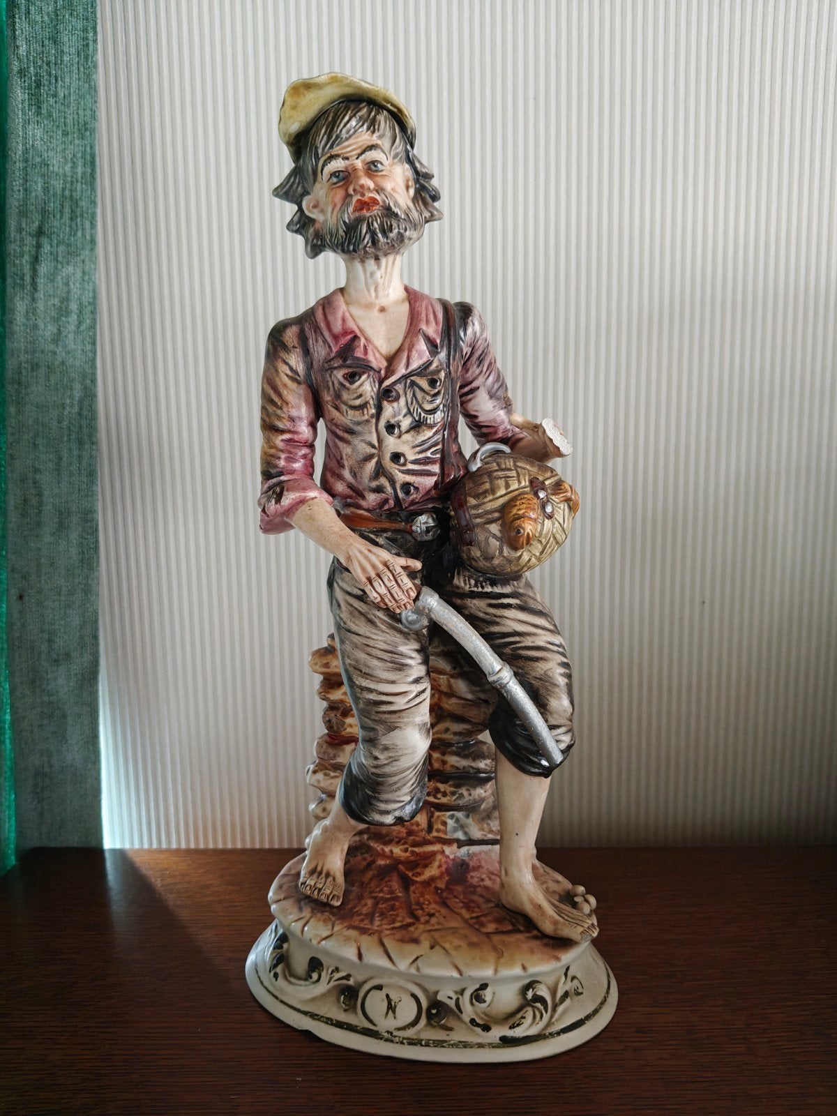 vintage Italiaans porseleinen vissersbeeldje  capodimonte, Ophalen, Zo goed als nieuw, Mens