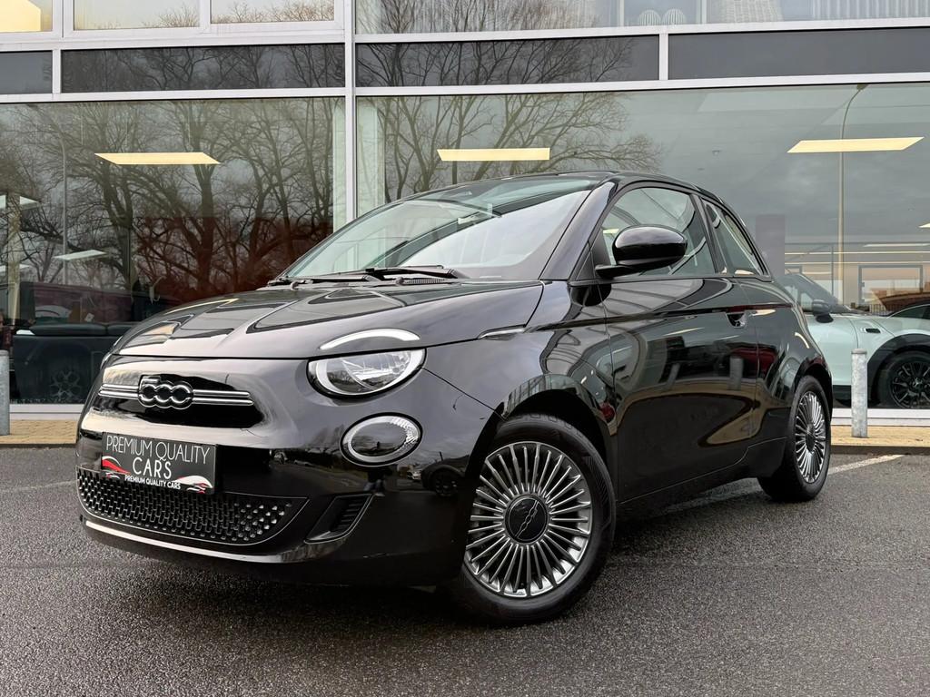 Fiat 500e 42Kwh Icon / CARPLAY / TOIT PANORAMIQUE / RÉGULAT, Autos, Fiat, Entreprise, Achat, 500E, ABS, Airbags, Air conditionné