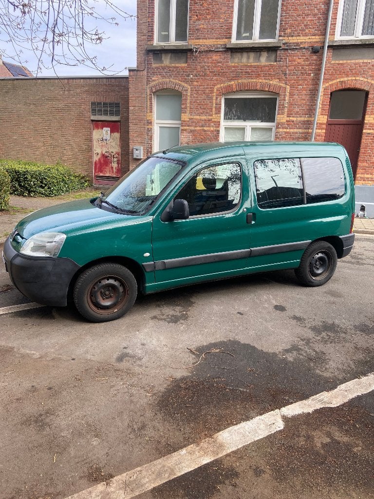 PEUGEUOT PARTNER 1,4 BENZINE, Autos, 1263 kg, Achat, 4 portes, 5 places