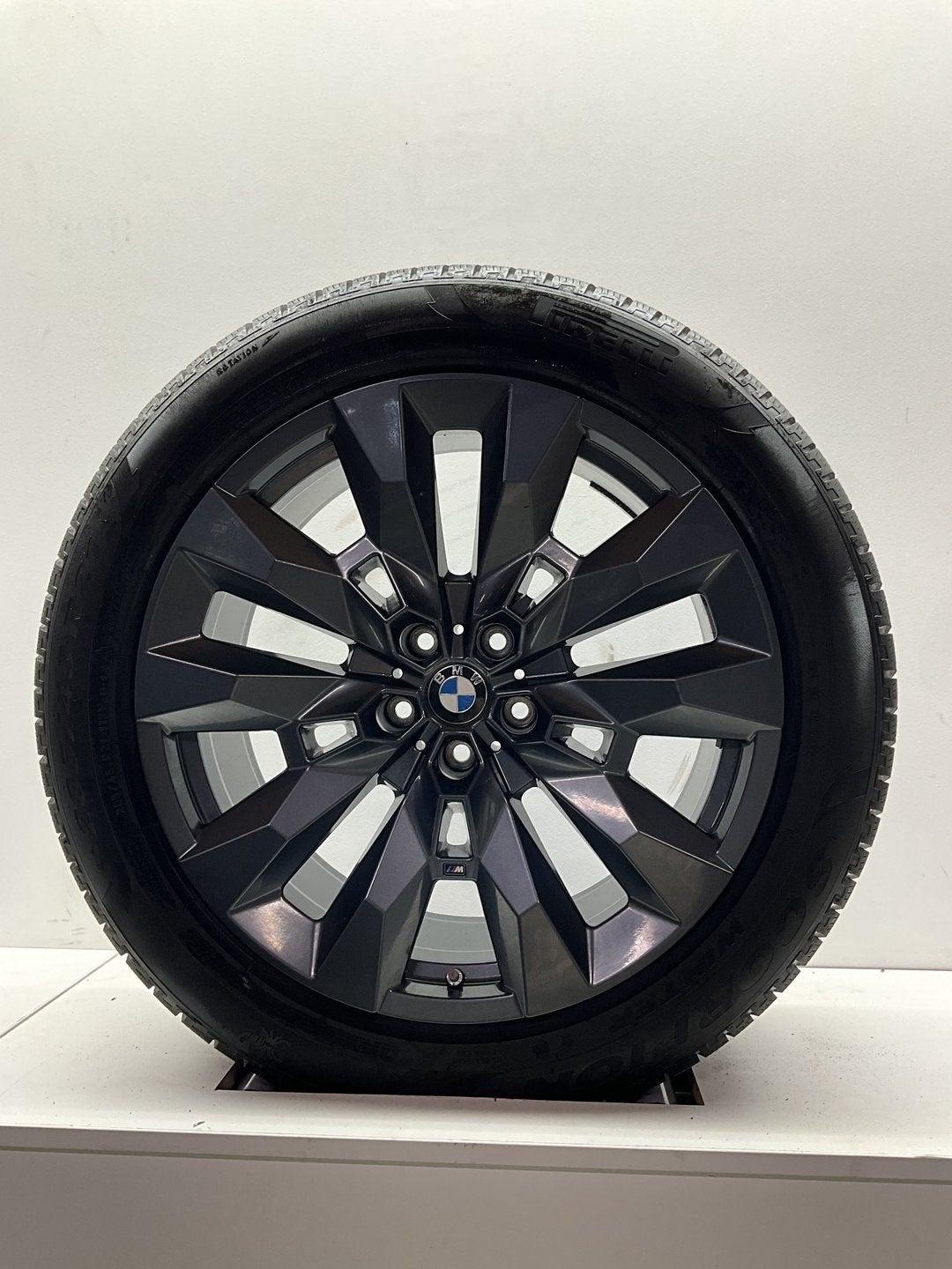 DEMO 21 ’’ BMW XM G09 VELGEN WINTERBANDEN ORIG SET TPMS 917M, Auto-onderdelen, Gebruikt, -, 285 mm, -