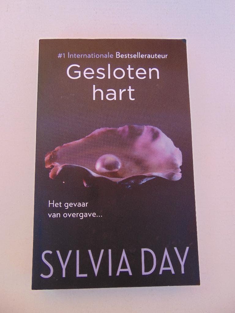 Boek: Gesloten hart- Het gevaar van overgave... - Sylvia Day, Ophalen of Verzenden, Gelezen, Sylvia Day