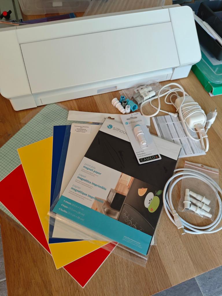 Silhouette Cameo 4 snijmachine (plotter), Hobby en Vrije tijd, Knutselen, Silhouette, Wit, Ophalen of Verzenden