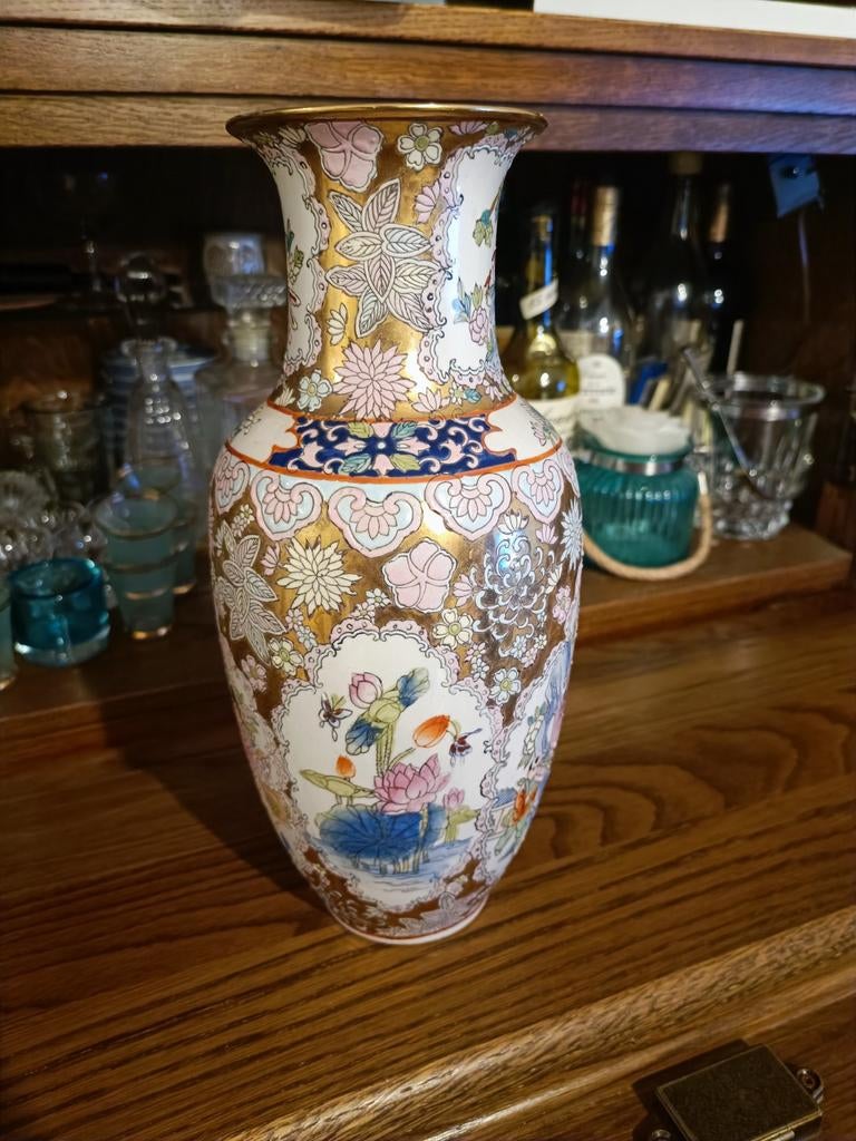 Paire de vases chinois, Enlèvement