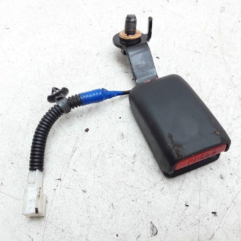 BOUCLE DE CEINTURE ARRIÈRE DROIT Hyundai Tucson (TL), Utilisé, Hyundai