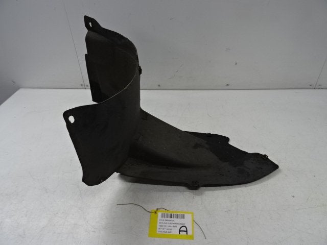 PARE BOUE AVANT DROIT Volkswagen Passat (3C2), Utilisé, Droite, Volkswagen, Garde-boue
