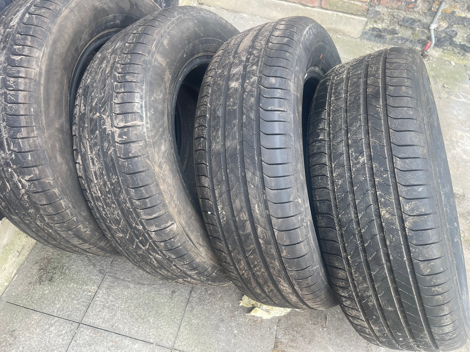 Pneu Bridgestone 215/65R16 102H, Autos : Pièces & Accessoires, Enlèvement ou Envoi