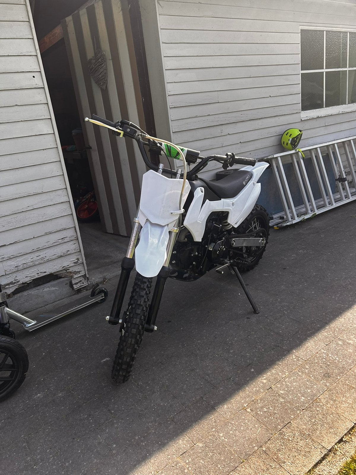 Crossmotor 125cc, Fietsen en Brommers, Ophalen, Zo goed als nieuw