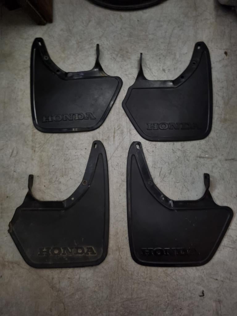 Lot de 4 bavettes honda accord 1980, Enlèvement ou Envoi, Avant, Honda