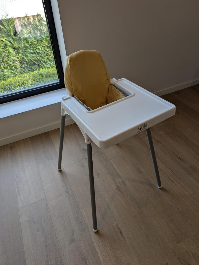 Ikea Antilop kinderstoel met verkleinkussen, Kinderen en Baby's, Ophalen, Gebruikt, Gordel(s)