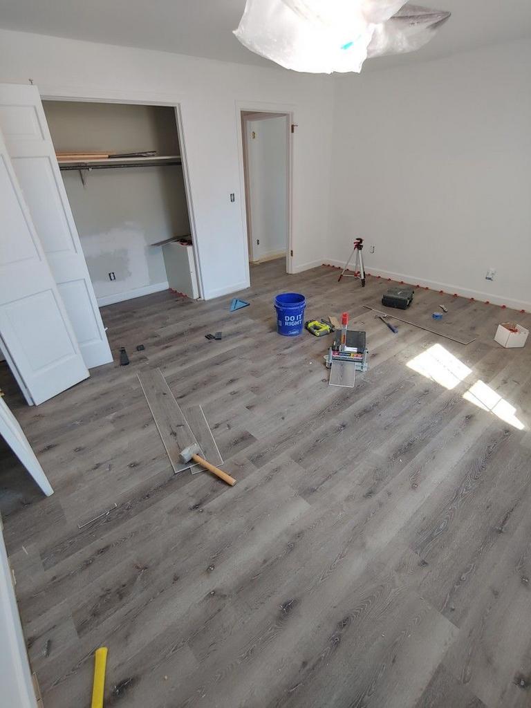 Laminaat leggen & visgraat, Bricolage & Construction, Bois & Planches, Enlèvement, Comme neuf