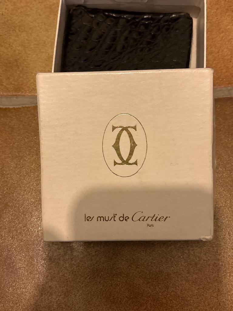 Porte-monnaie de Must de Cartier, Handtassen en Accessoires, Portemonnees, Ophalen of Verzenden, Gebruikt, Zwart, Leder