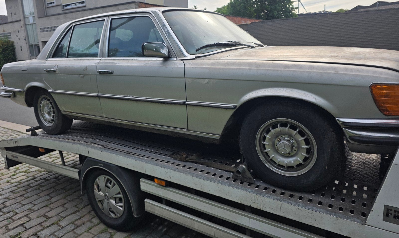 Mercedes 280se w116 automaat met airco, Auto's, Automaat, Leder en Stof, Mercedes-Benz, 5 deurs