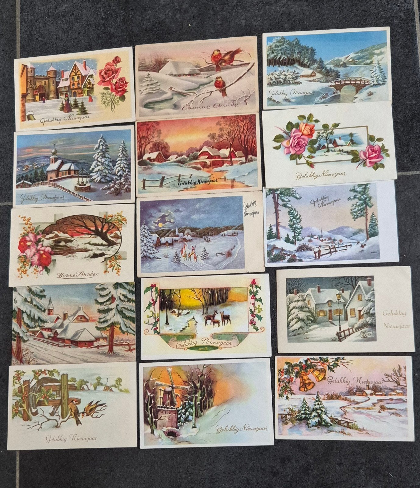 60 beschreven Nieuwjaarskaarten/Kerstkaarten Jaren 50/60, Enlèvement